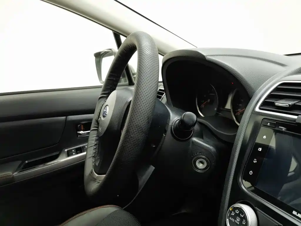 Subaru XV 2016 — фото 22