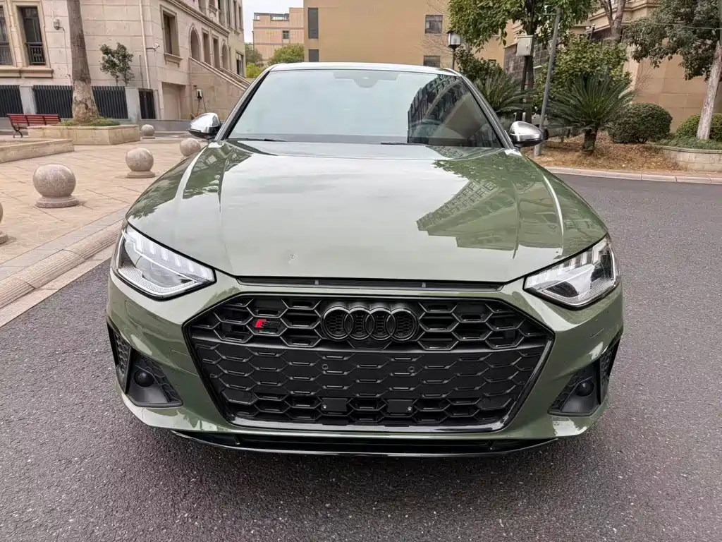 Audi S4 2024