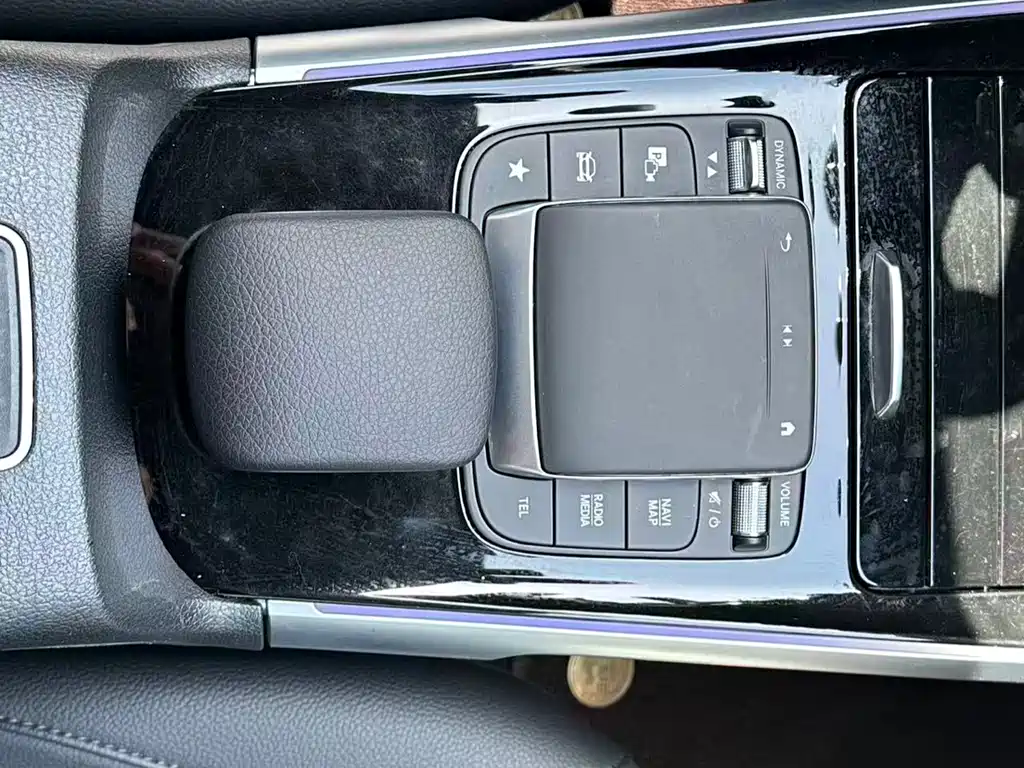 Mercedes-Benz GLB 2021 — фото 10