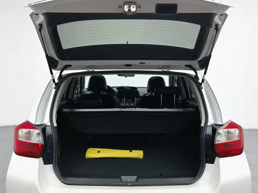 Subaru XV 2016 — фото 16