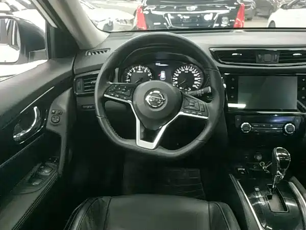 Nissan X-Trail 2021