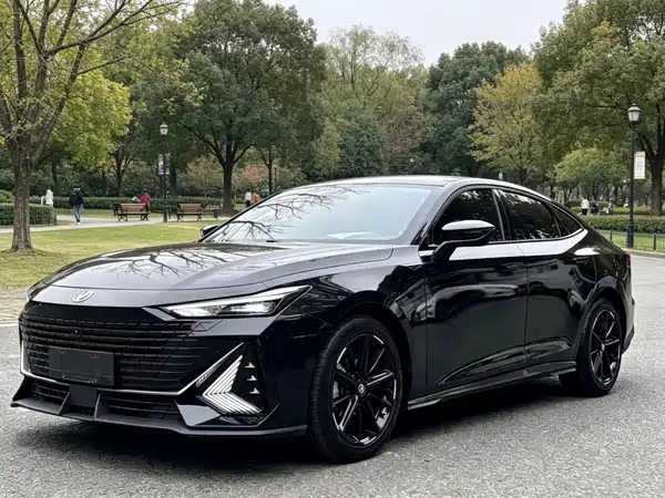Changan UNI-V 2022