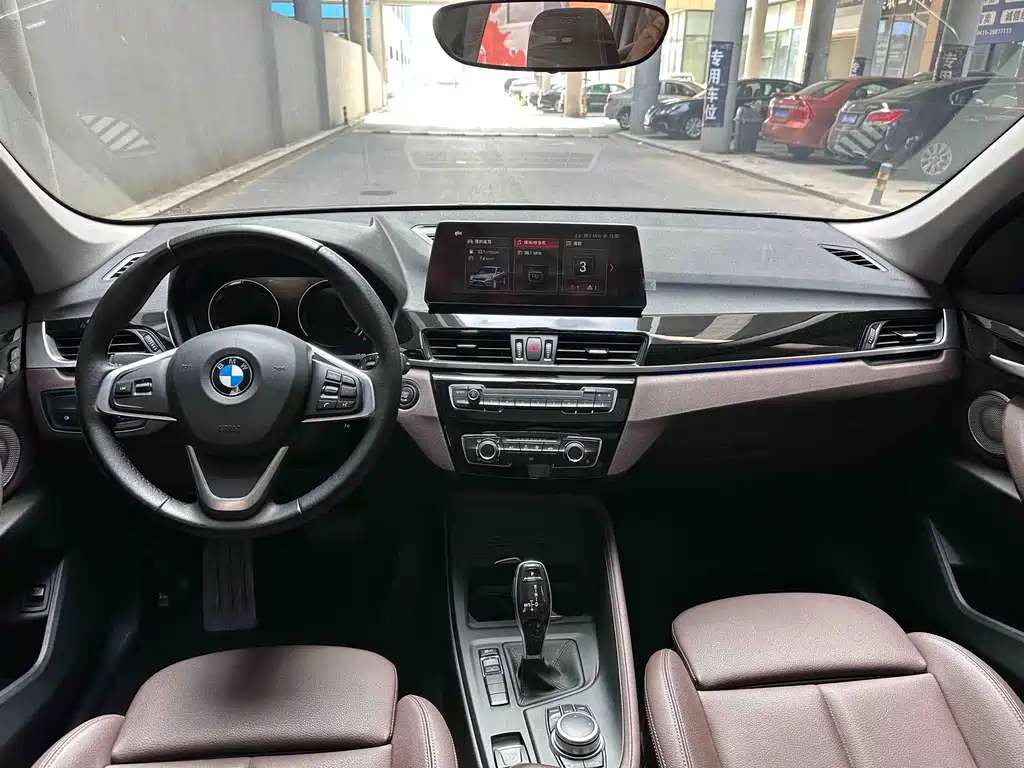 BMW X1 2020 — фото 11