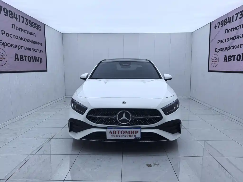Mercedes-Benz A-Class 2024 — фото 2