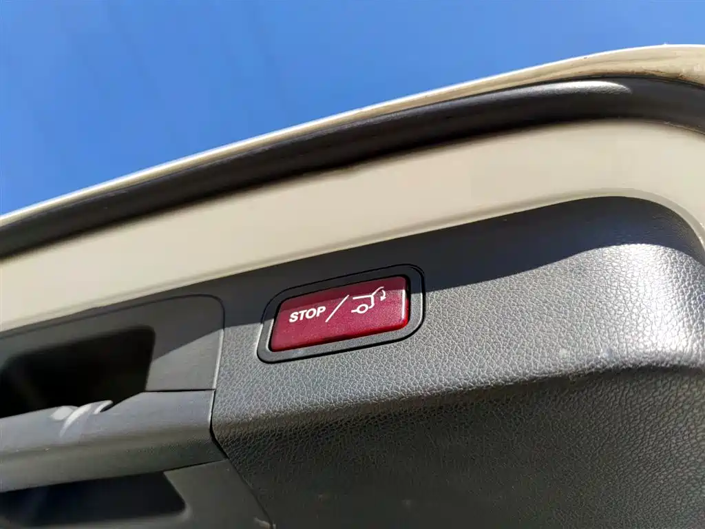 Mercedes-Benz GLC 2021 — фото 16
