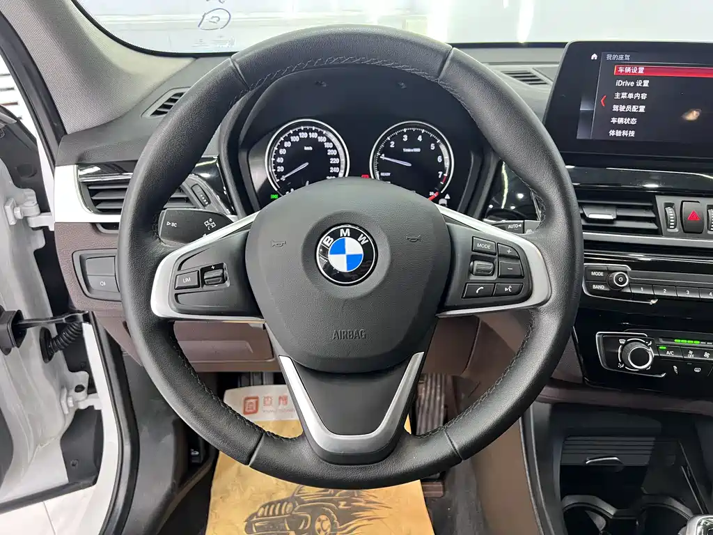 BMW X1 2022 — фото 11