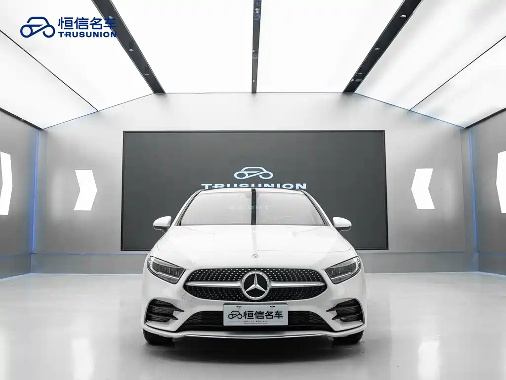 Mercedes-Benz A-Class 2022 — фото 2