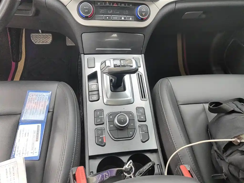 Haval H6 Coupe 2017 — фото 14