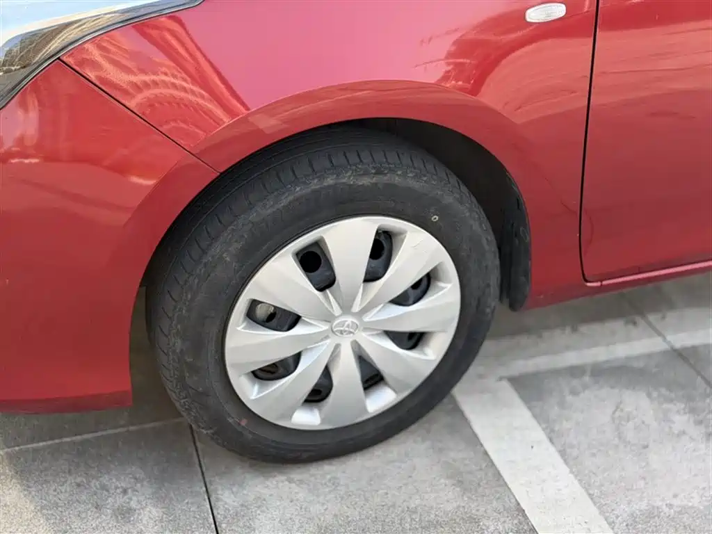 Toyota Yaris L 2020 — фото 22
