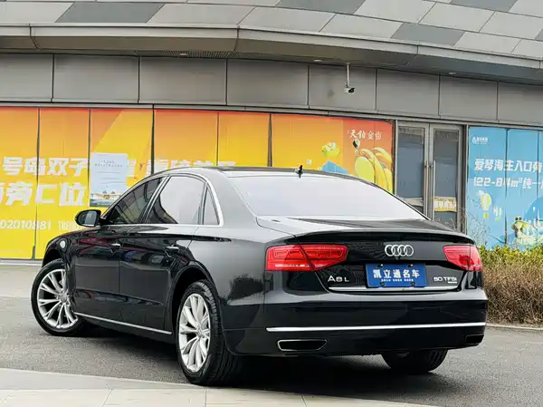 Audi A8 2013