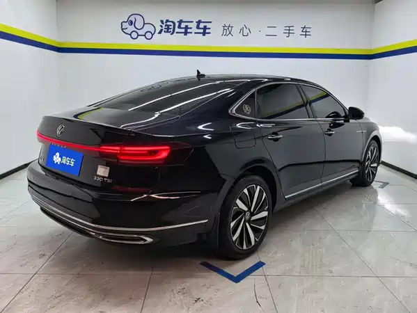 Volkswagen Passat 2021