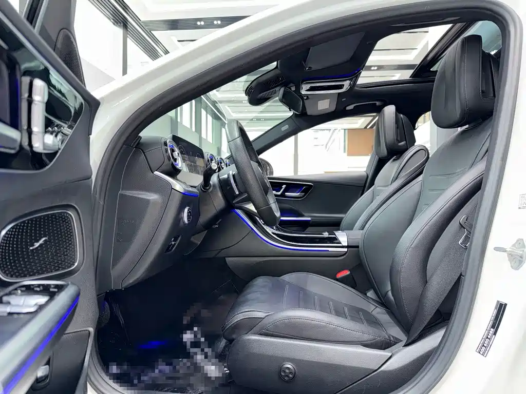 Mercedes-Benz C-Class 2022