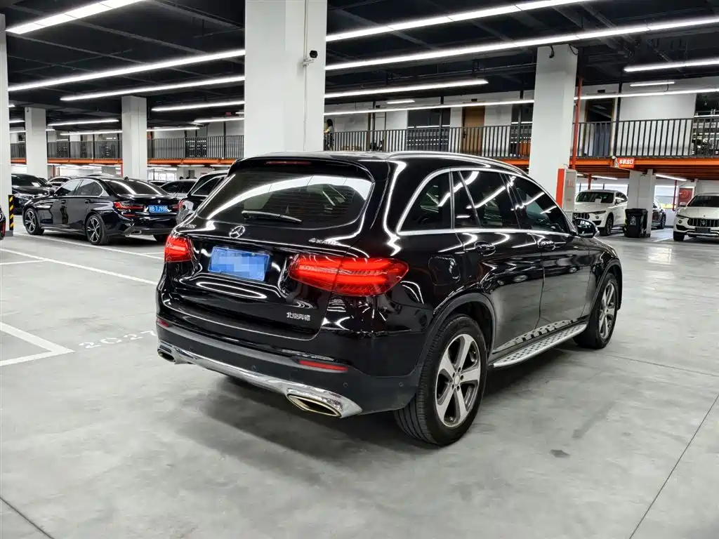 Mercedes-Benz GLC 2016 — фото 14