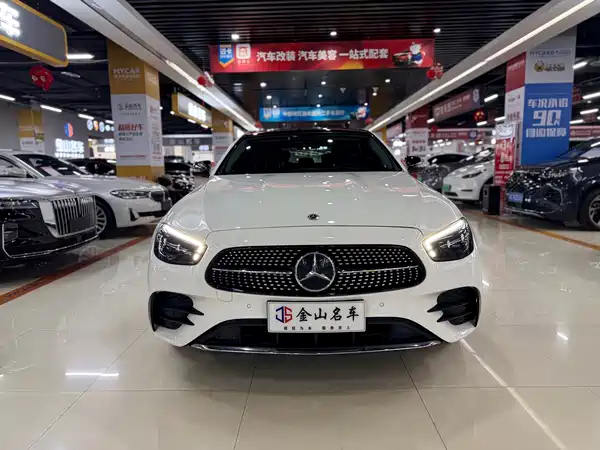 Mercedes-Benz E-Class 2022