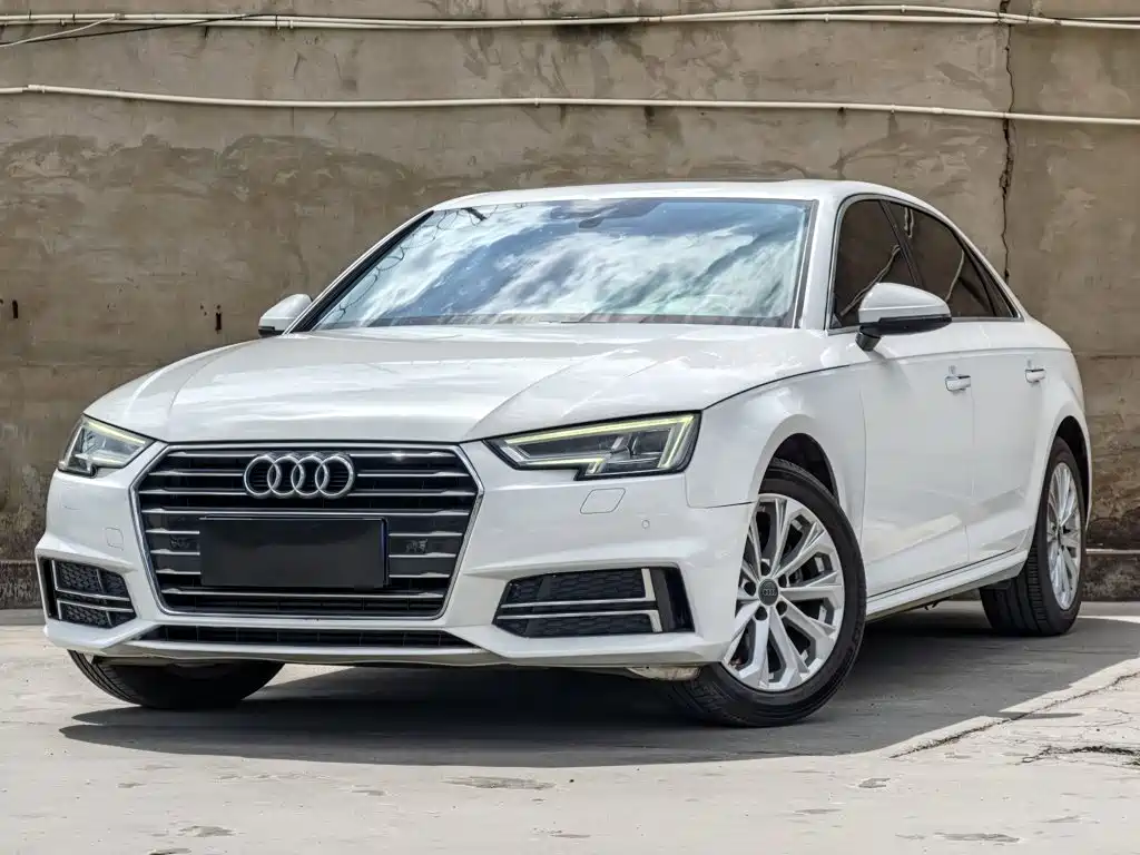 Audi A4L 2019