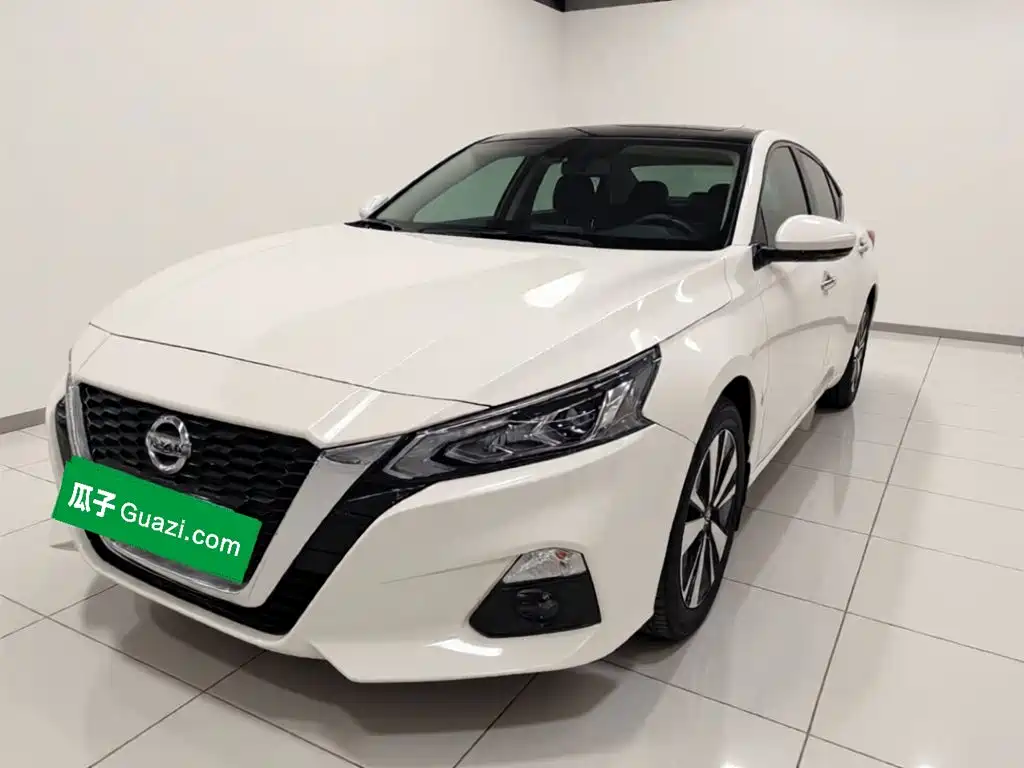 Nissan Teana 2022