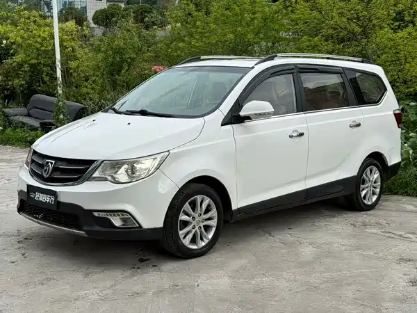 Baojun 730 2014