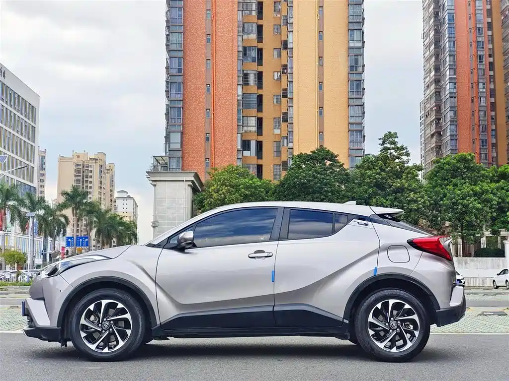 Toyota IZOA 2019 — фото 16