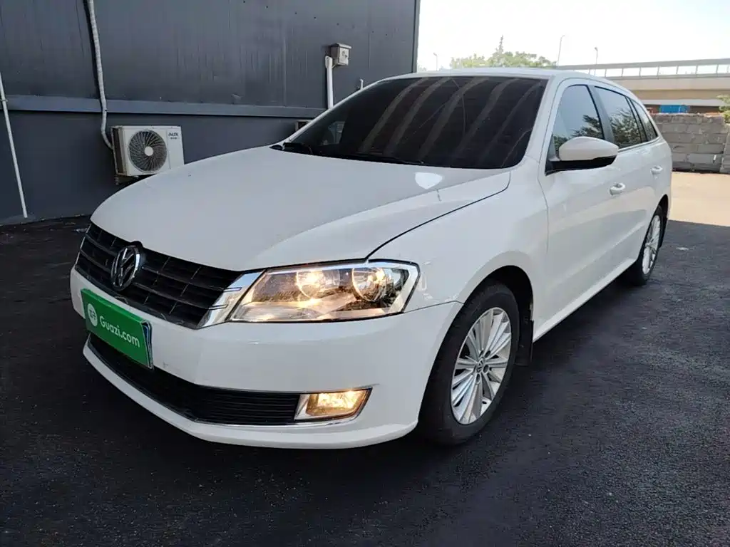Volkswagen Gran Lavida 2015