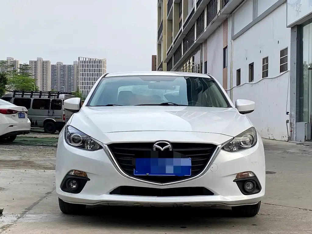 Mazda 3 Axela 2015 — фото 2