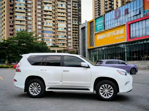Lexus GX 2016