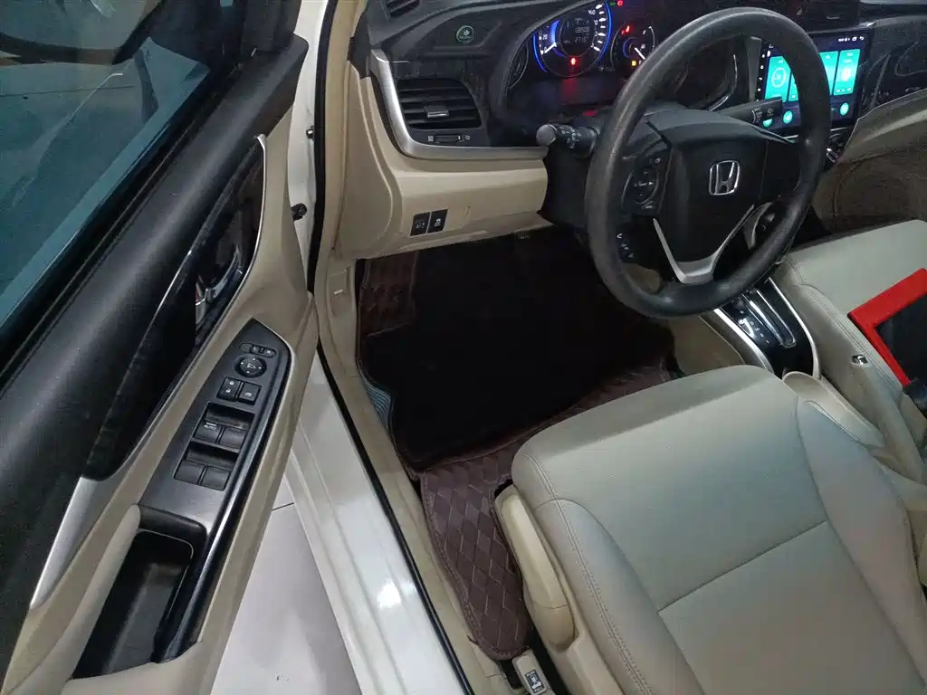 Honda Crider 2015 — фото 12