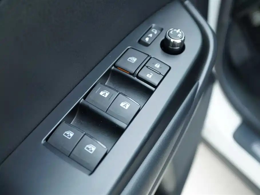 Toyota Highlander 2020 — фото 11