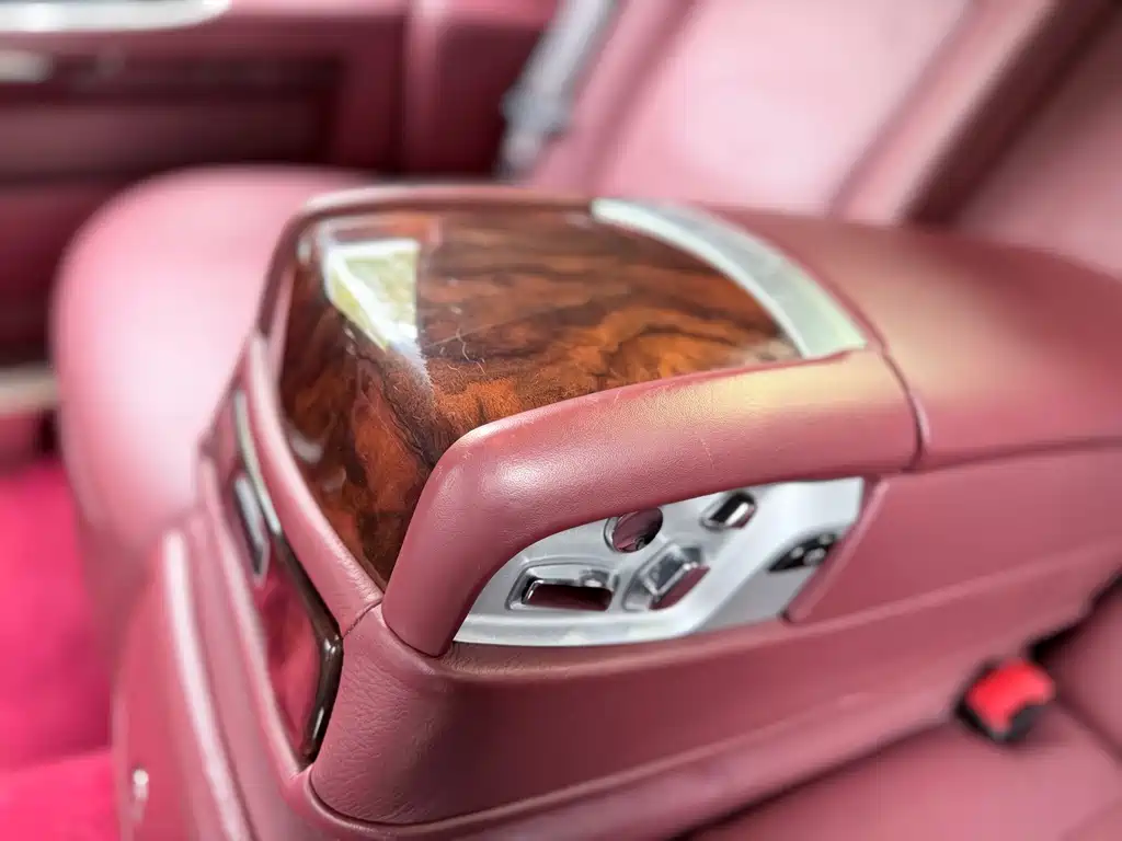Rolls-Royce Ghost 2017 — фото 15