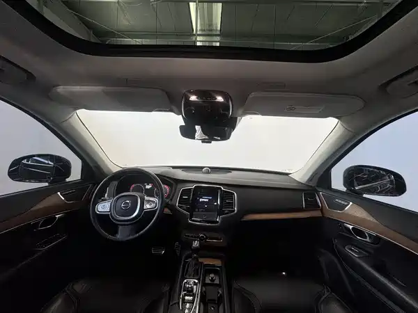 Volvo XC90 2018