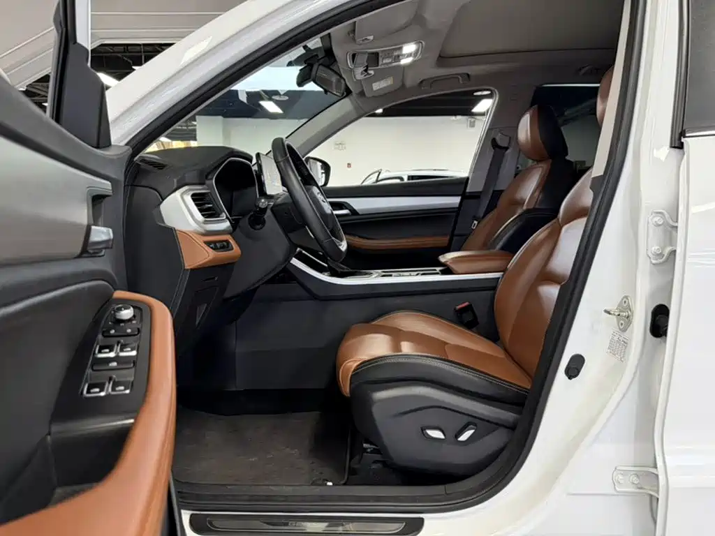 Geely Vision X6 2020 — фото 15