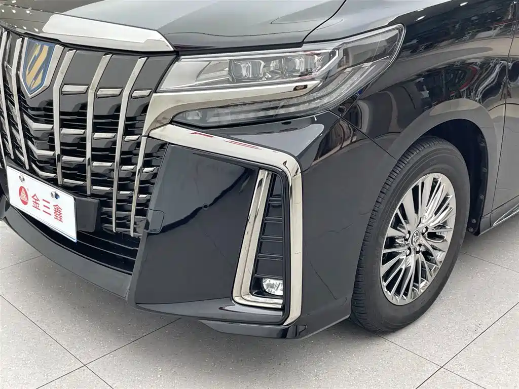 Toyota Alphard 2023 — фото 5