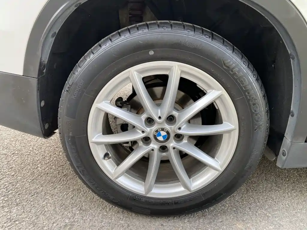 BMW X1 2019 — фото 14