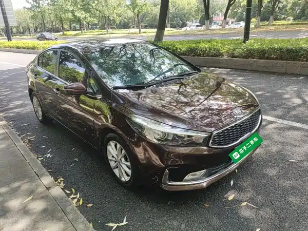 Kia K3 2016