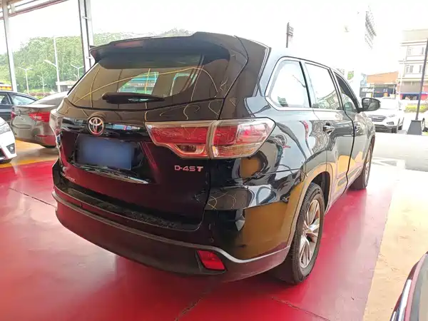 Toyota Highlander 2017