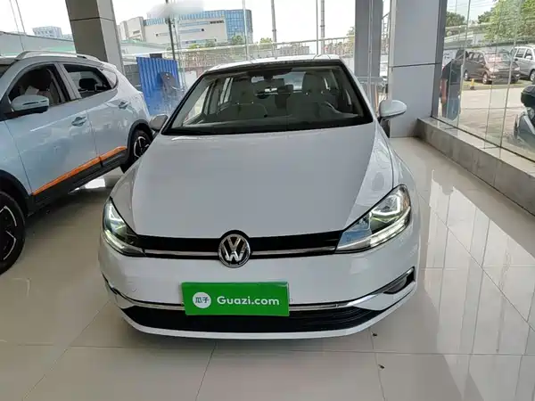 Volkswagen Golf 2020