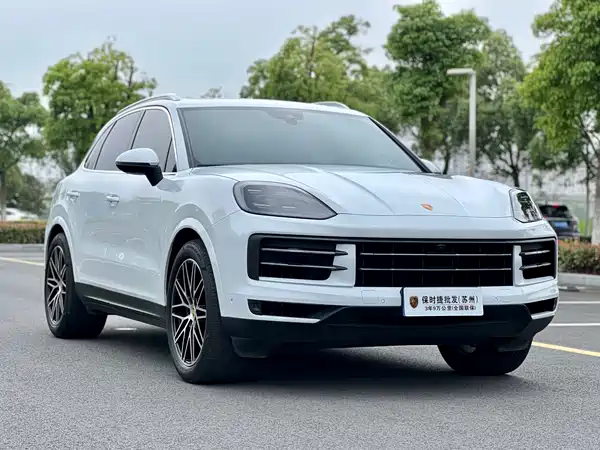 Porsche Cayenne 2025