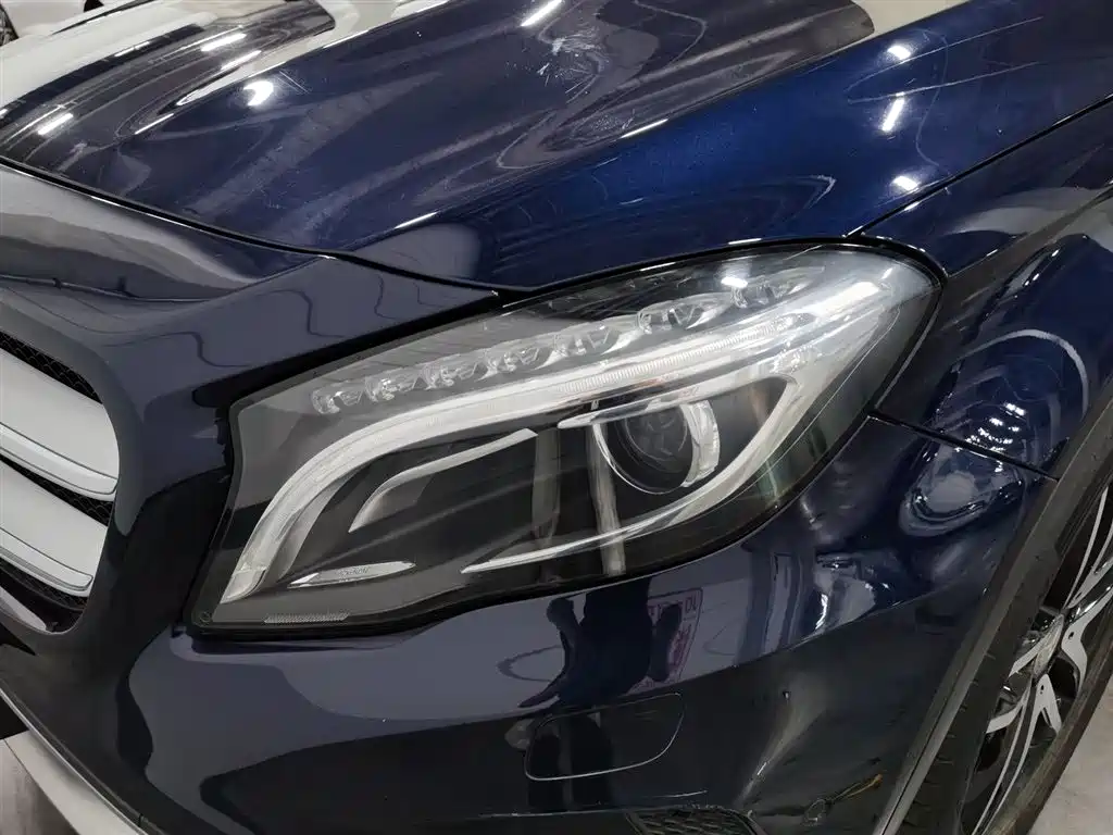 Mercedes-Benz GLA 2016