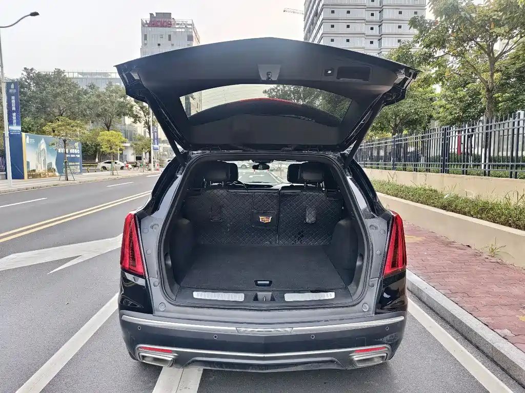 Cadillac XT5 2021 — фото 35