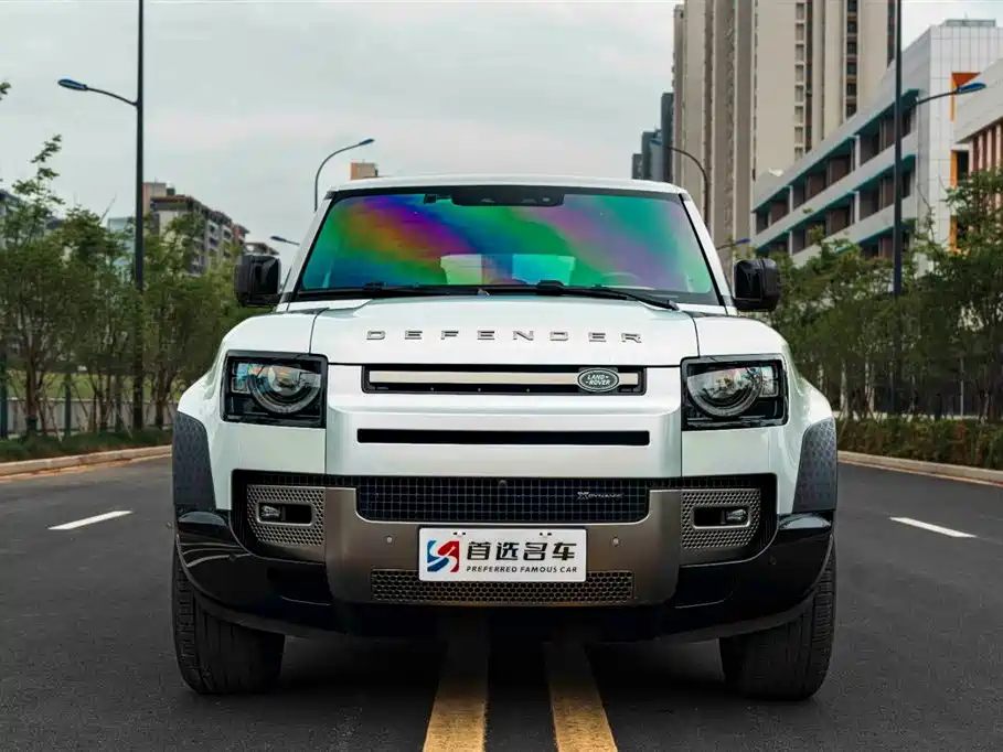 Land Rover Defender 2022 — фото 3