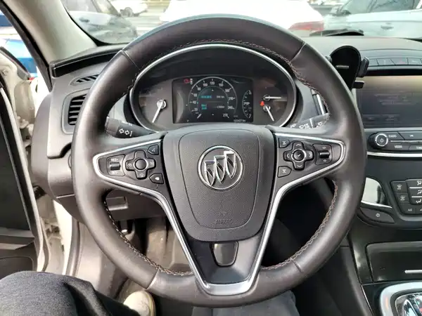 Buick Regal 2017