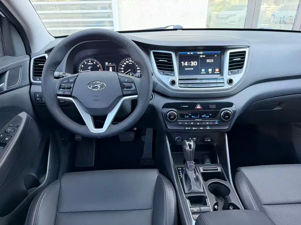 Hyundai Tucson 2016 — фото 7