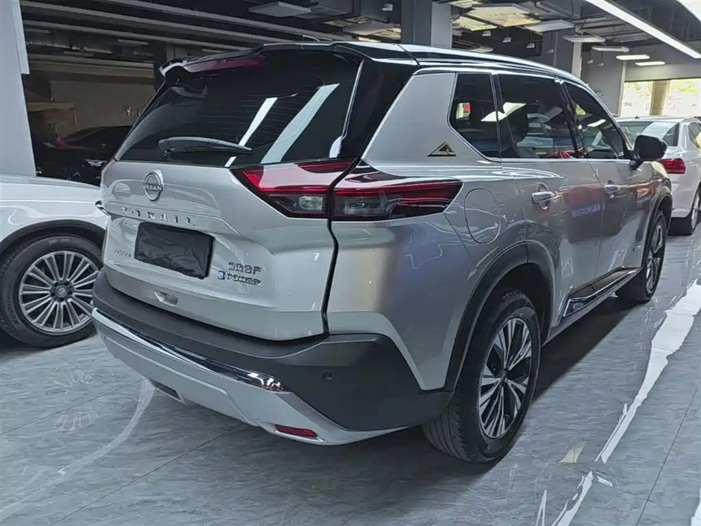 Nissan X-Trail 2023 — фото 4
