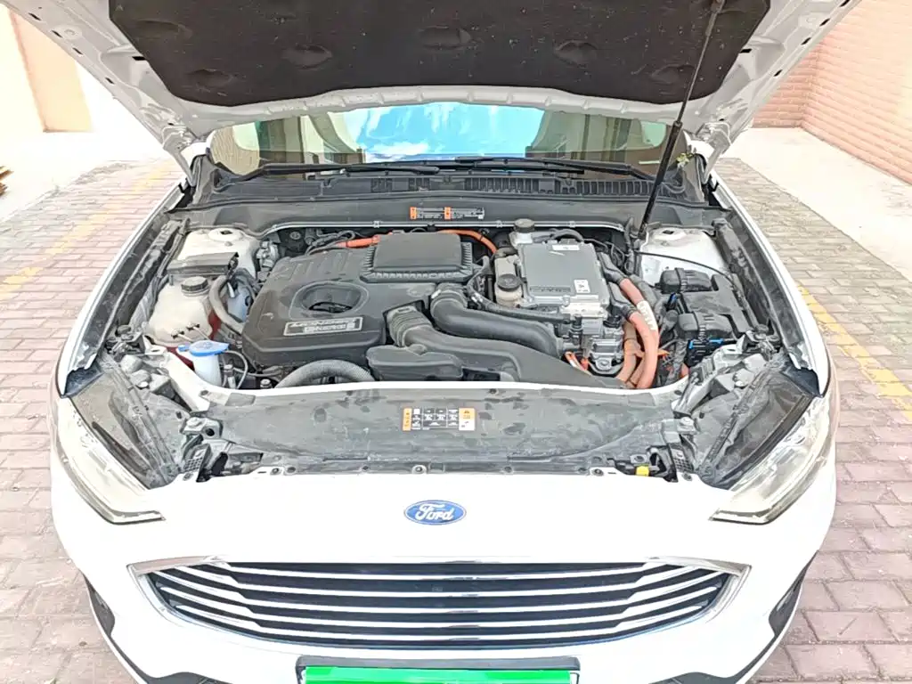 Ford Mondeo New Energy 2020 — фото 20