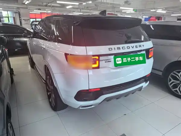 Land Rover Discovery Sport 2021