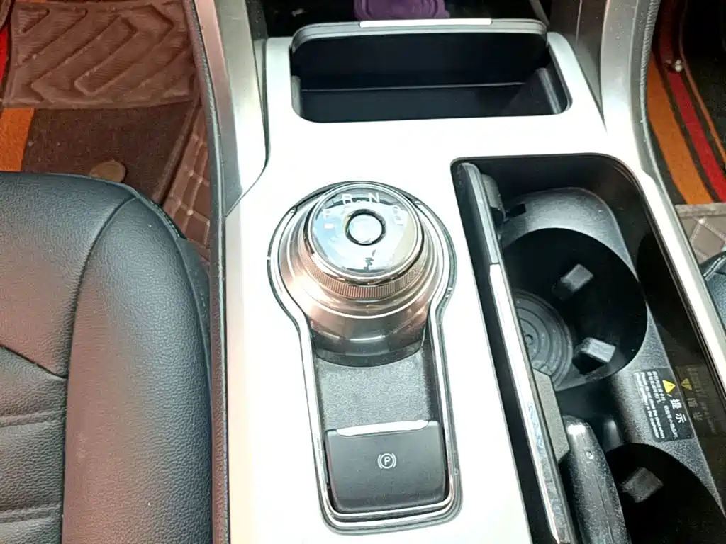 Ford Mondeo New Energy 2020 — фото 14