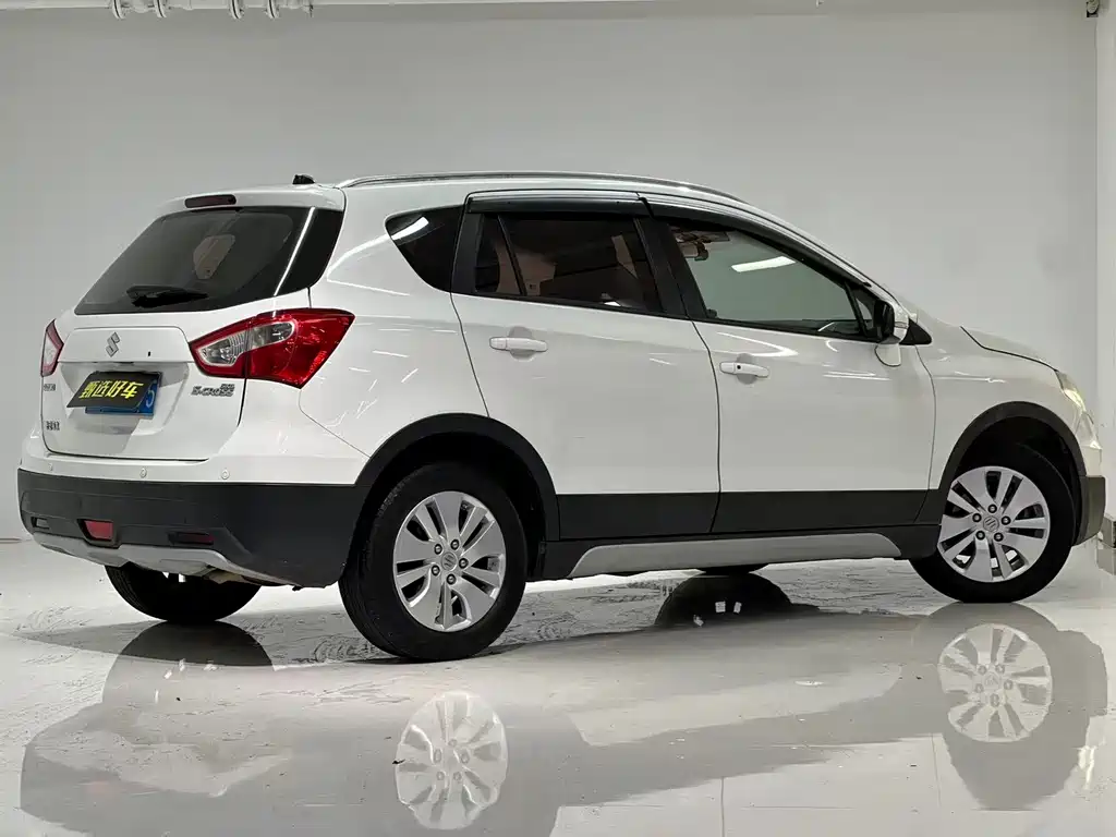 Suzuki S-Cross 2014 — фото 8