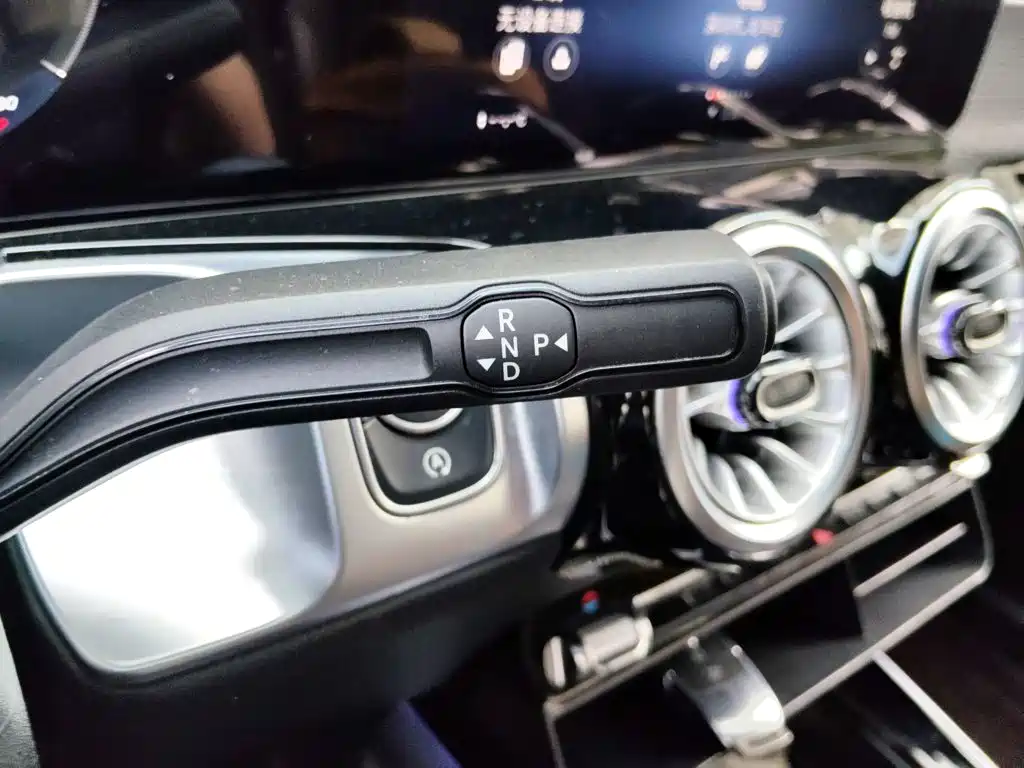 Mercedes-Benz GLB 2022