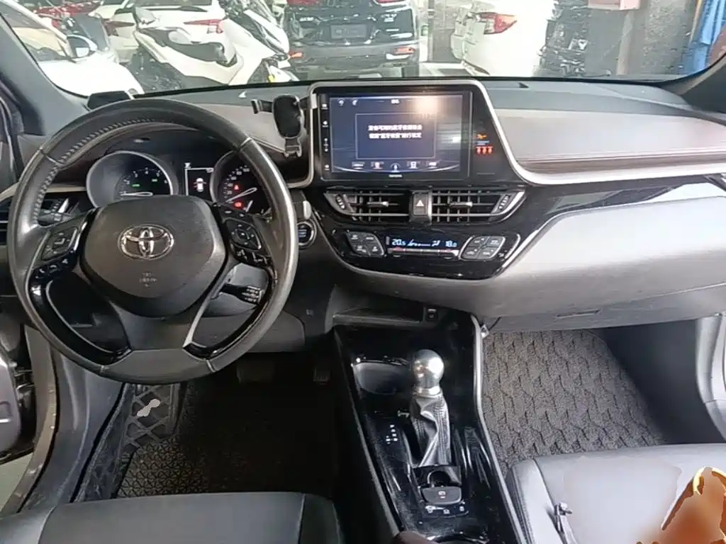 Toyota IZOA 2020 — фото 10