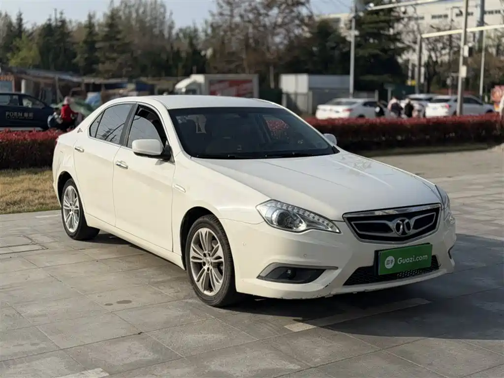 BAIC Senova D70 2015 — фото 25