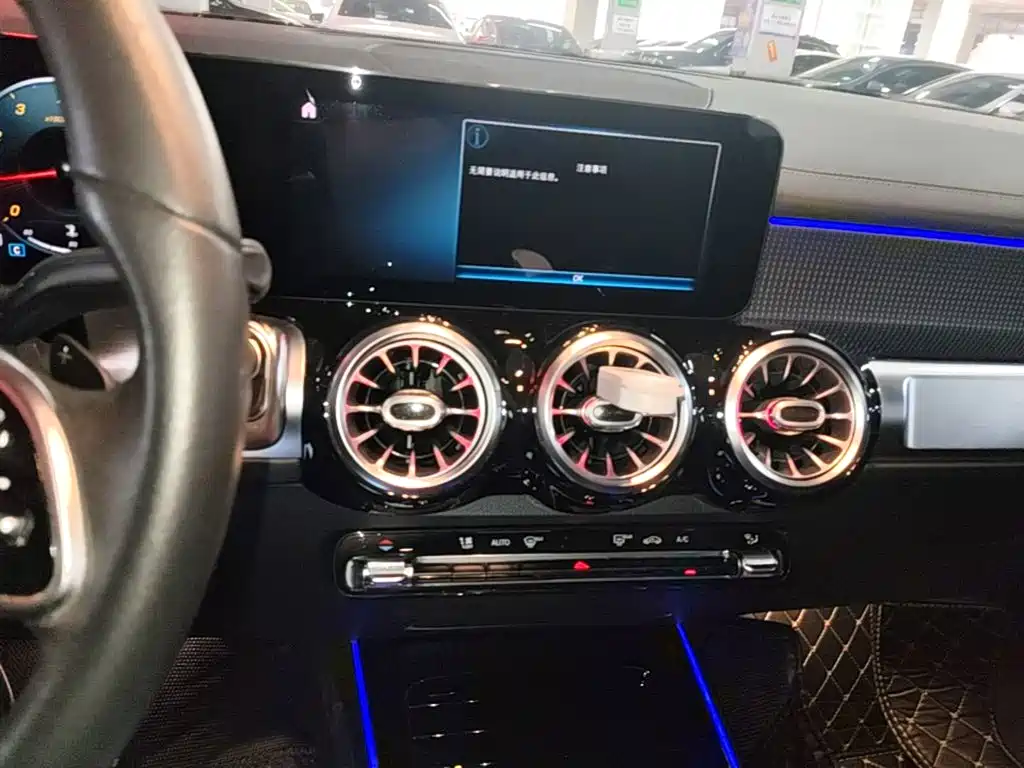 Mercedes-Benz GLB 2021 — фото 13